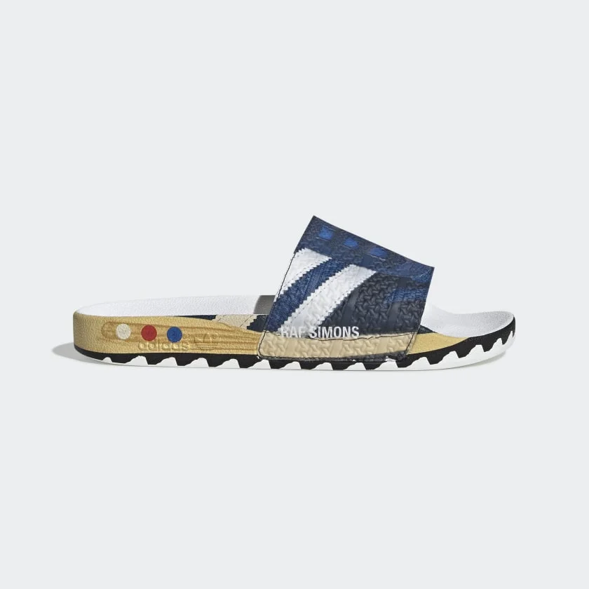 RS_LA_Adilette_Slides_Blue_EE7956_01_standard.jpg