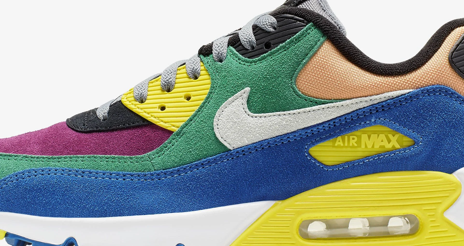 Sneaker Roundup: A Look At This Weeks Releases