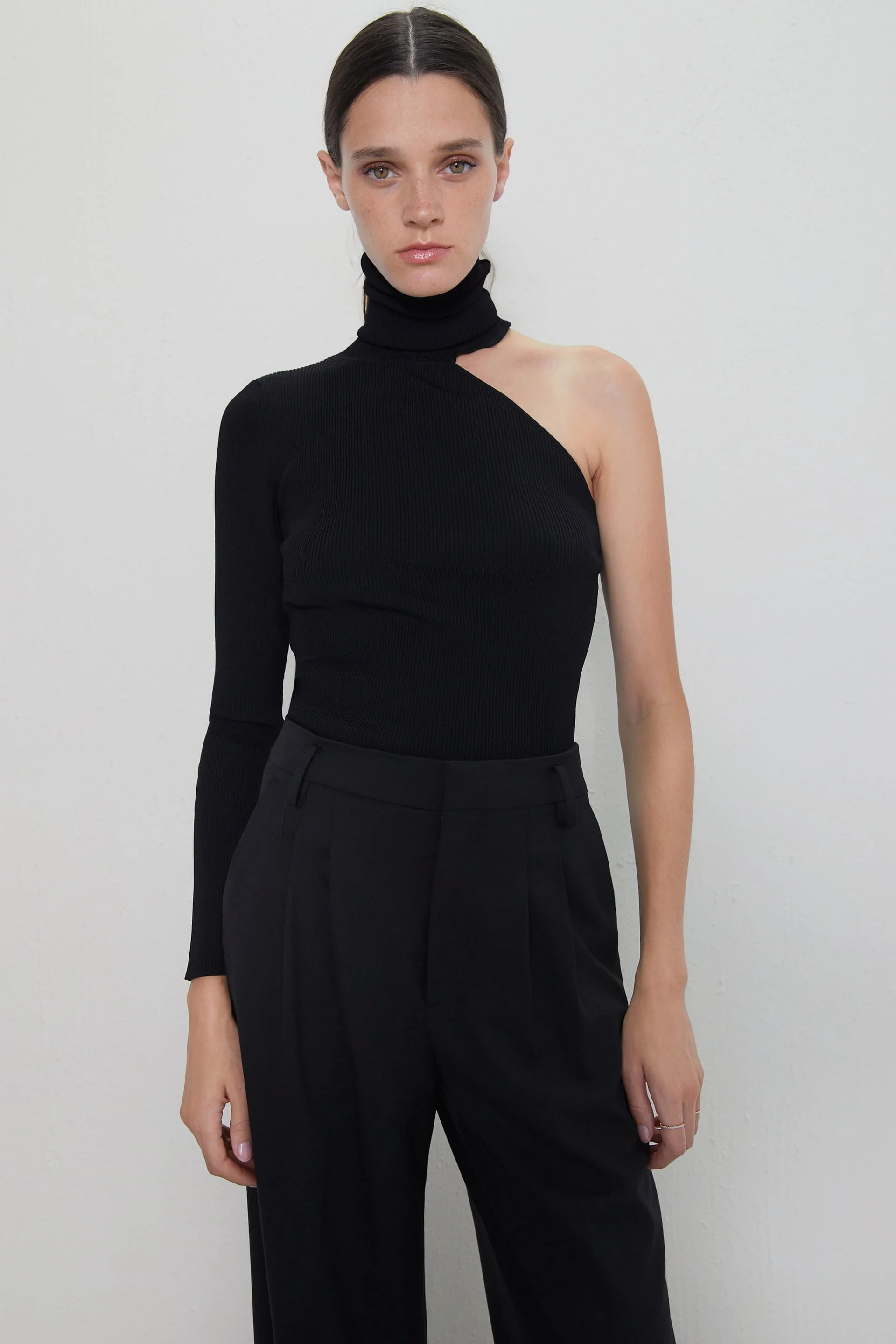 CNK-ZARA-SWEATER-3.jpg