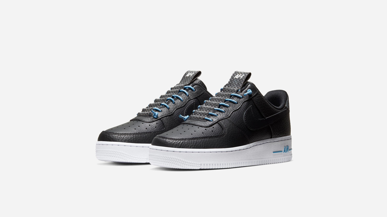 nike-women-s-air-force-1-shadow-shell-and-reflective-3_90326.jpg
