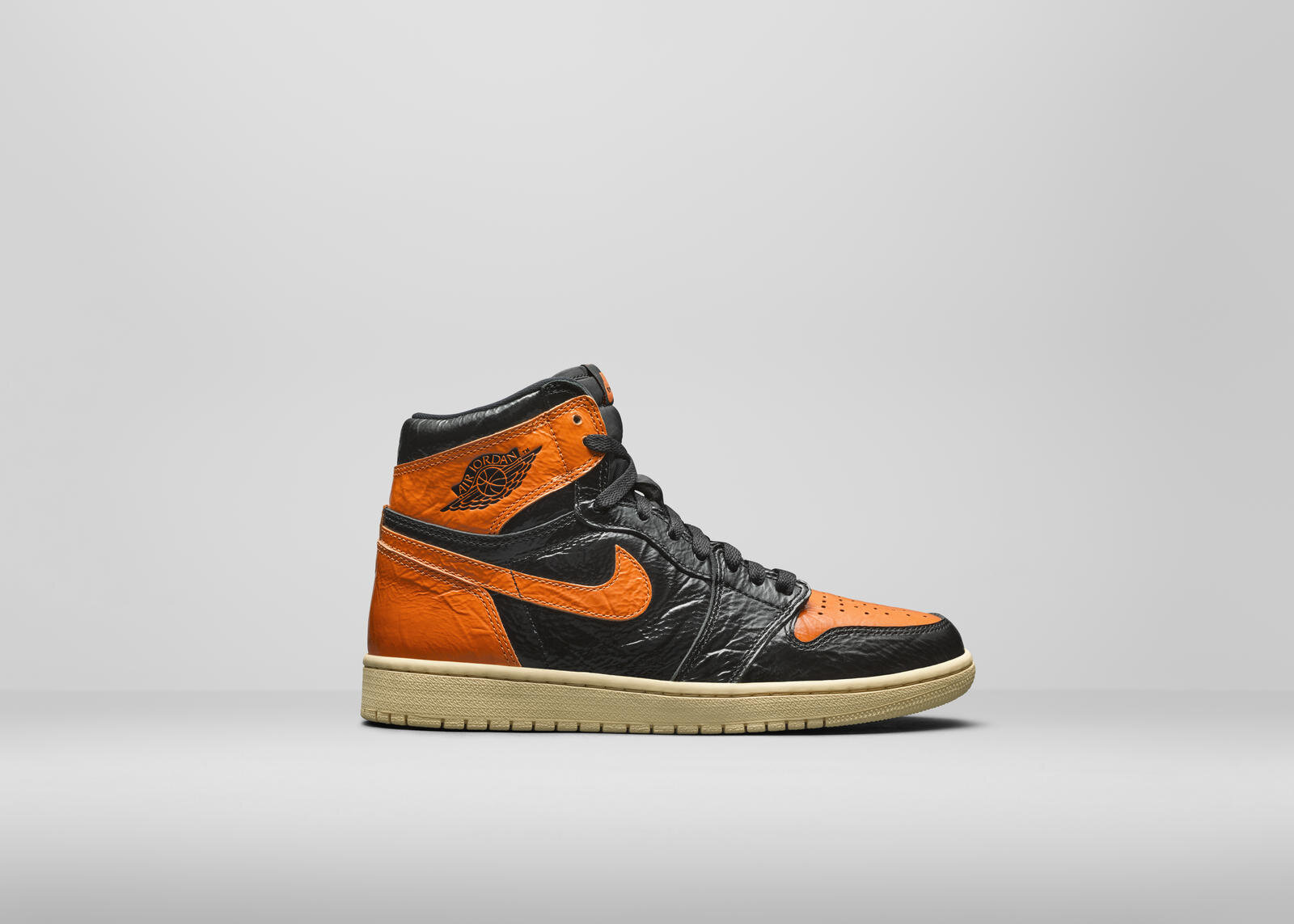 orange aj1s