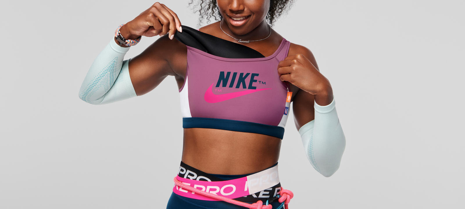 nike swoosh one piece pad