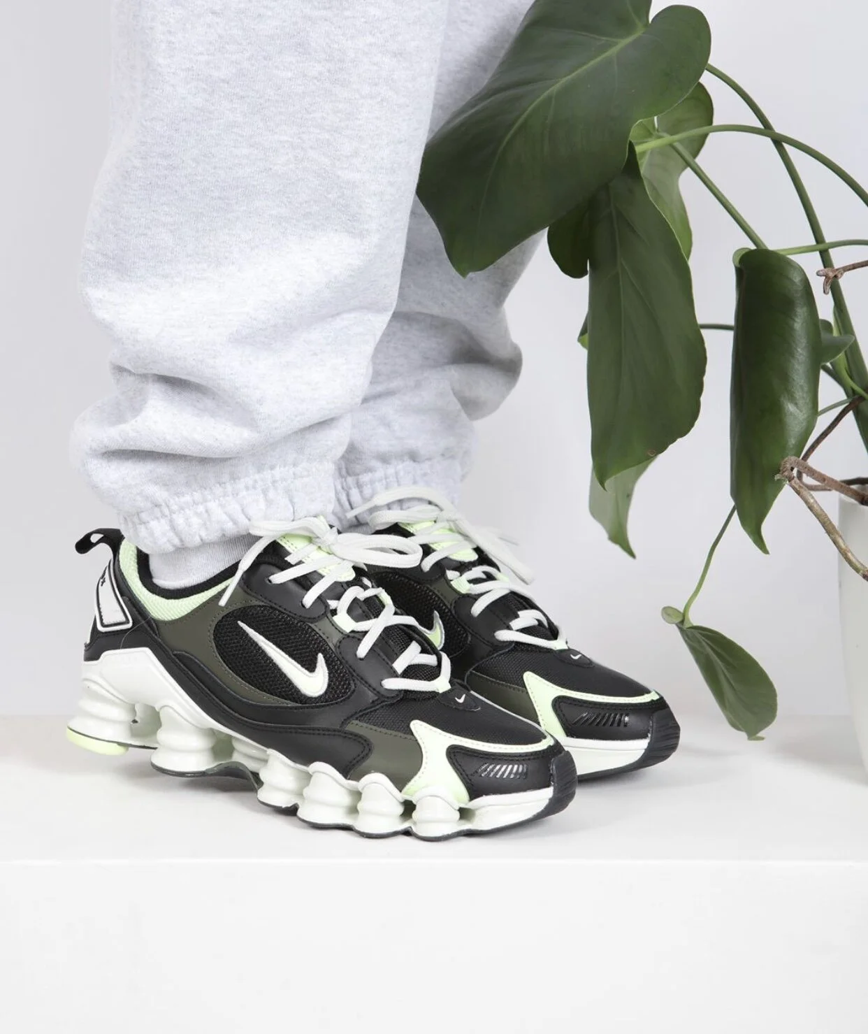 Nike w shox tl nova sales