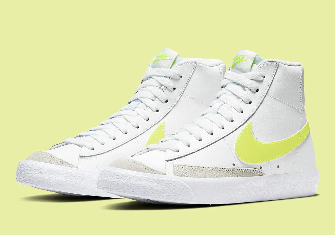 Wish List: Add A Bright Pop To Your Blazer Mid '77