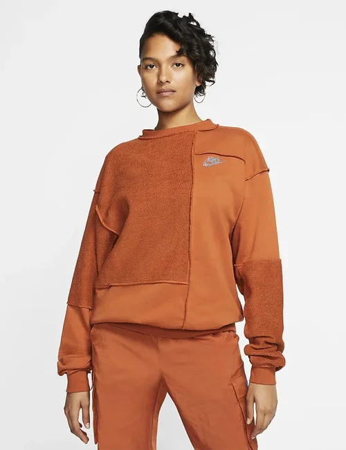 SneakHER Style Nike Sportswear WMNS Icon Clash Fleece Crew CNK Daily ChicksNKicks