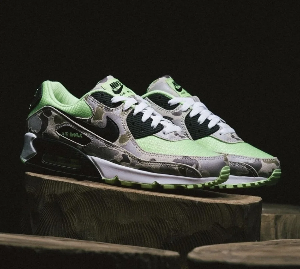 Wish List: Nike Air Max 90  display picture 3