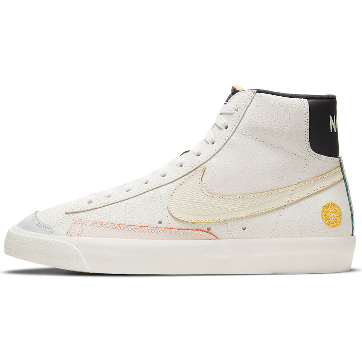 CNK-Nike-Dia-De-Los-Muertos-Collection-Blazer-Mid-Side-1.jpg