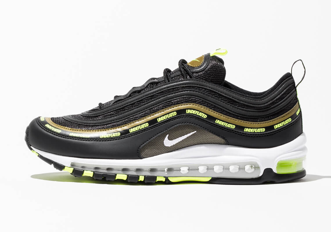 CNK-undefeated-nike-air-max-97-2020-black-side.jpg