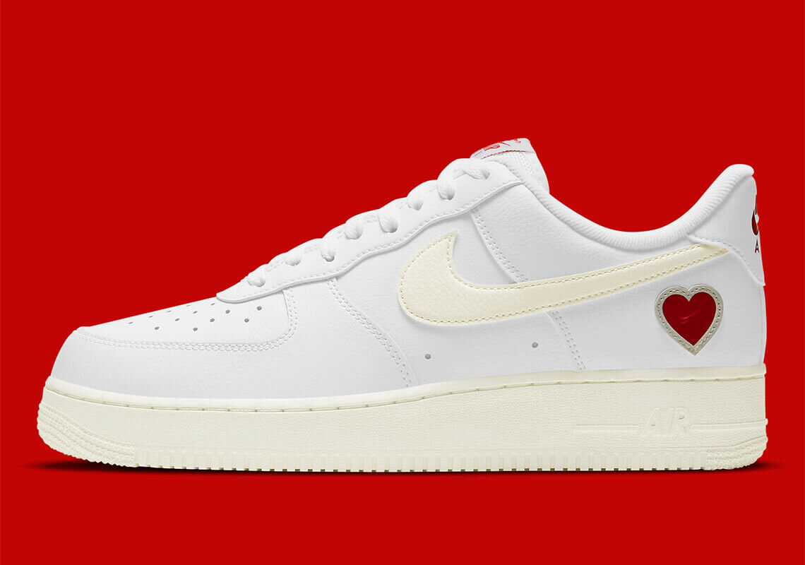 CNK-Nike-Air-Force-1-Valentines-Day-2021-side.jpg