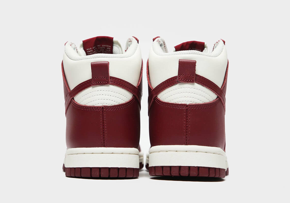 CNK-Nike-WMNS-Dunk-High-Team-Red-back.jpg