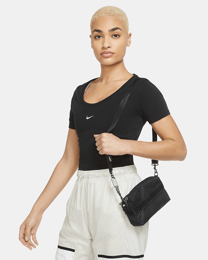 CNK-Nike-Sportswear-Futura-Luxe-Collection-crossbody-bag-black.png