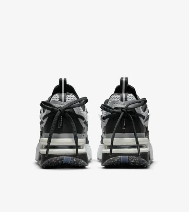 CNK-nike-womens-air-max-furyosa-silver-and-black-back.jpeg