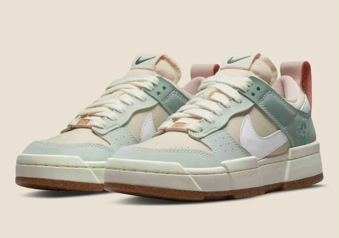 WMNS Dunk Low Disrupt "Dandelion" | First Look