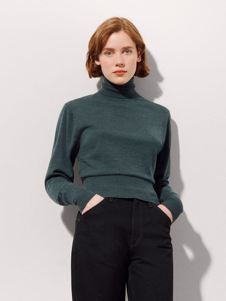 CNK-Uniqlo-Fall-Winter-2021-Collection-look-8.jpeg
