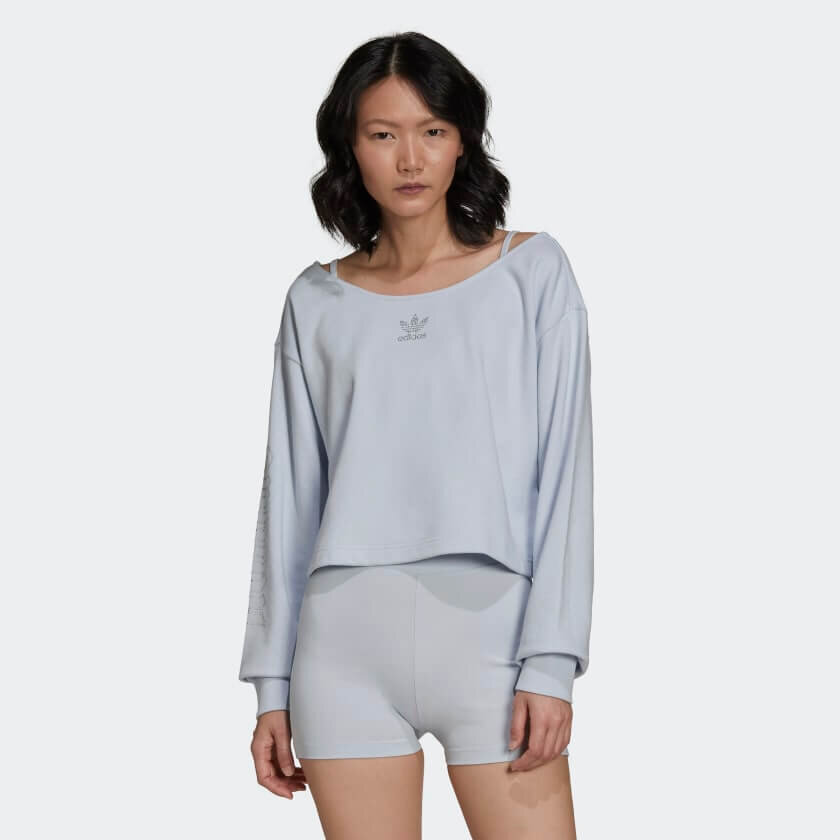 CNK-adidas-wmns-2000-Luxe-collection-sweatshirt-pale-blue.jpeg