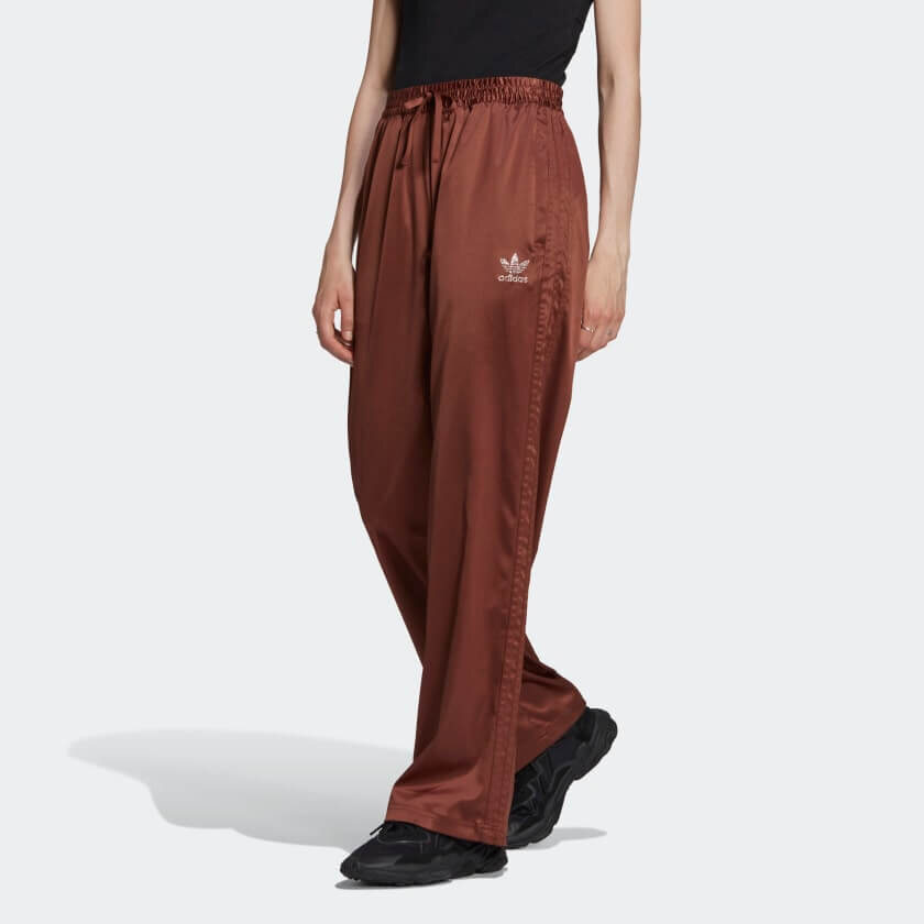 CNK-adidas-wmns-2000-Luxe-collection-wide-leg-pants-earth-brown.jpeg