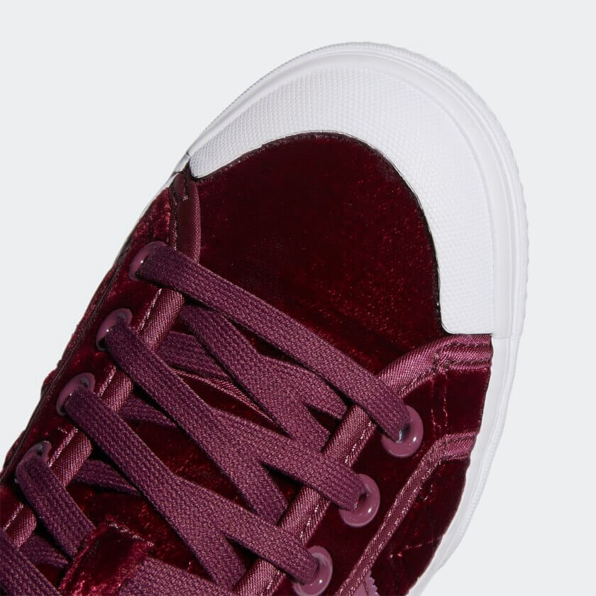 CNK-Adidas-Nizza-Platform-Mid-Shoes-Burgundy-toe-close-up.jpeg