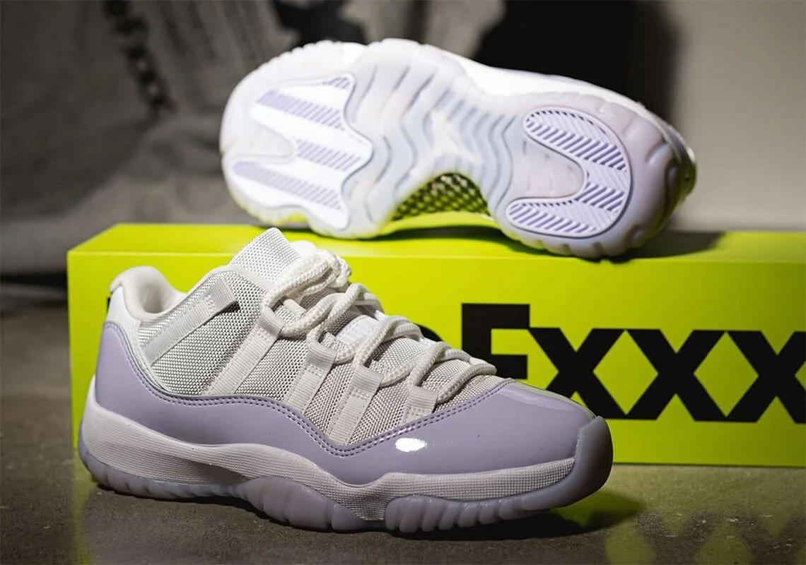 WMNS Air Jordan 11 Low 'Pure Violet' | First Look