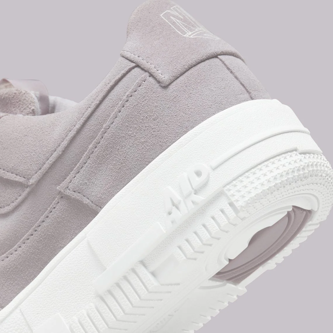 Nike-Air-Force-1-Pixel-DQ5570-500-6.jpeg