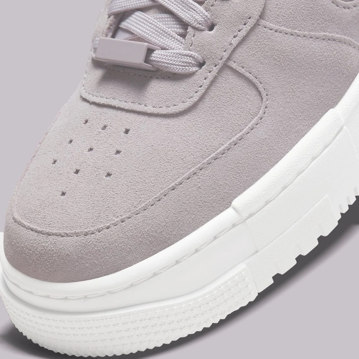 Nike-Air-Force-1-Pixel-DQ5570-500-7.jpeg