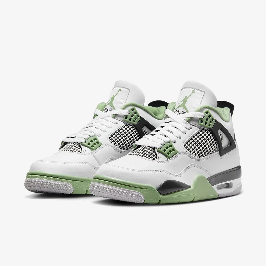 Air-Jordan-4-WMNS-Seafoam-AQ9129-103-02.jpg
