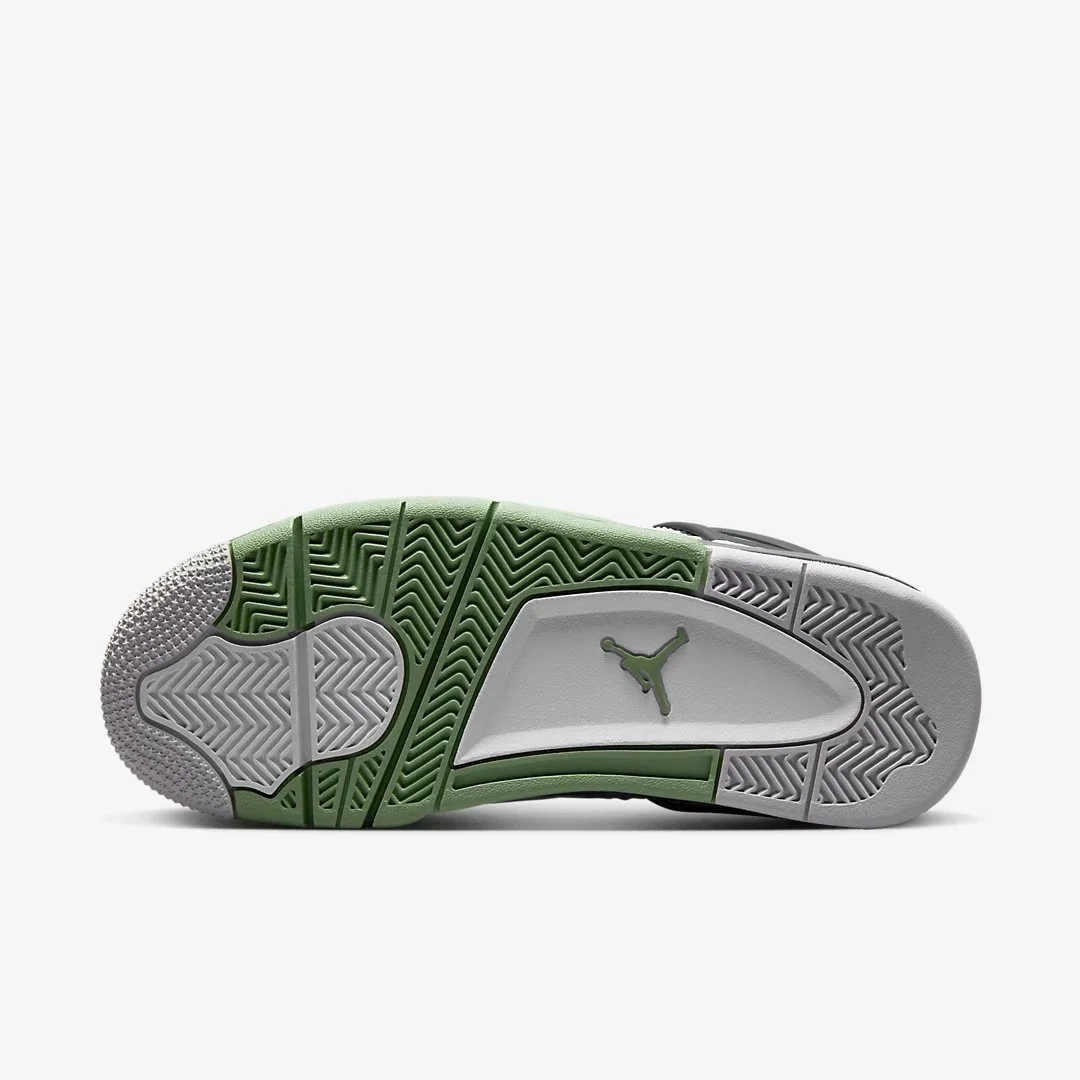 Air-Jordan-4-WMNS-Seafoam-AQ9129-103-07.jpg