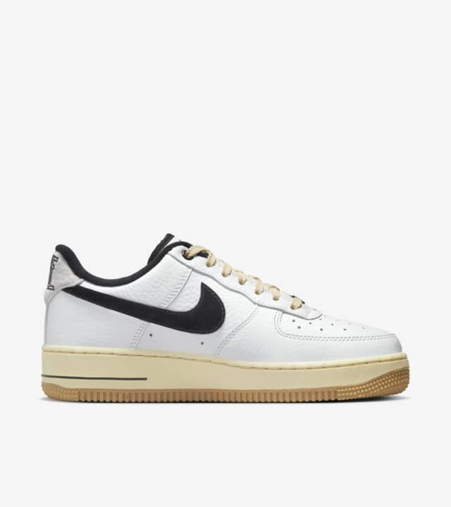 WMNS Nike Air Force 1 '07 | Available Now — CNK Daily (ChicksNKicks)