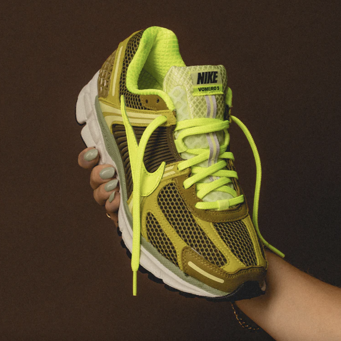 WMNS Nike Zoom Vomero 5 'Olive/Volt' | Available Now