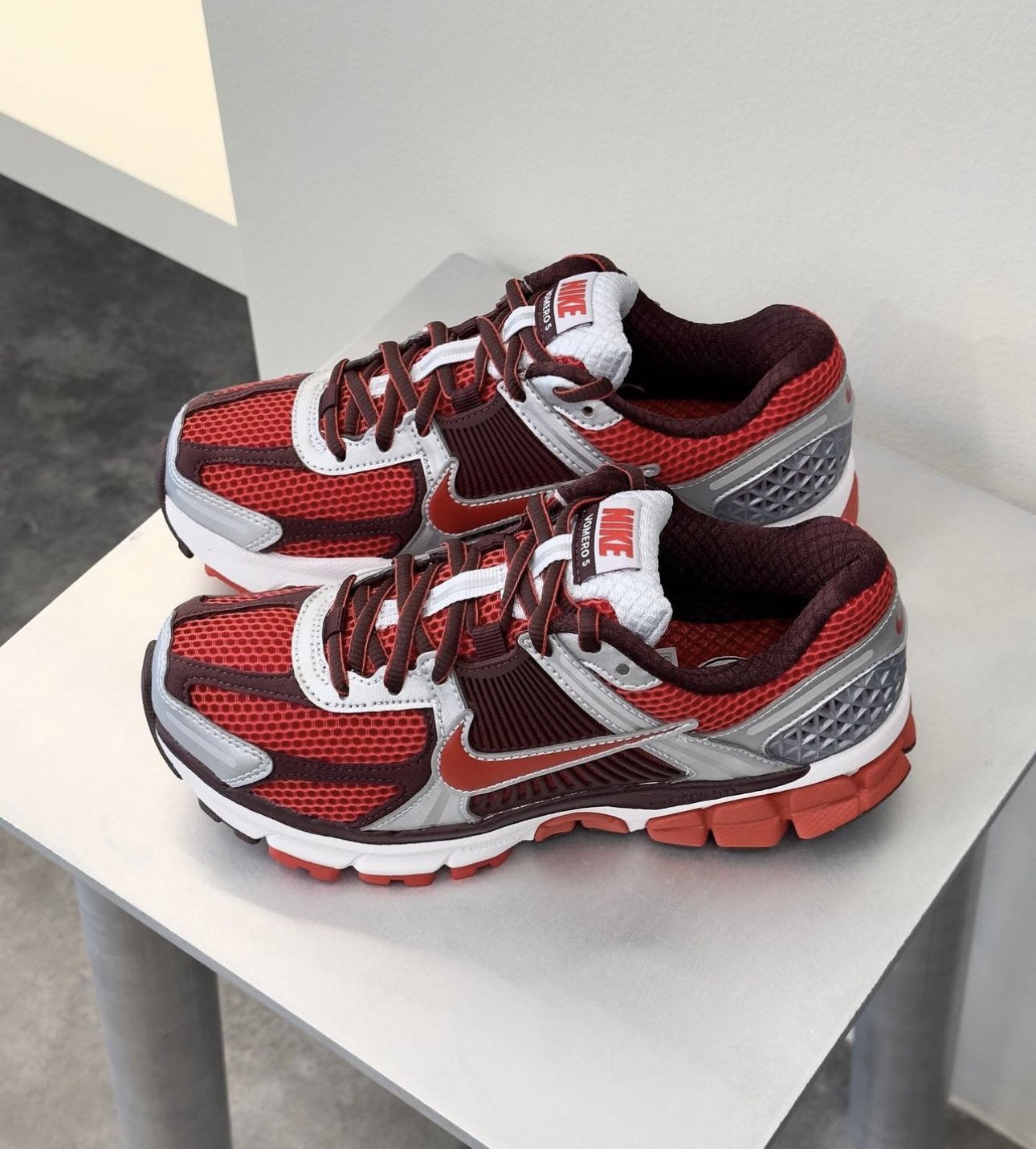 WMNS Nike Vomero 5 'Mystic Red' | Available Now