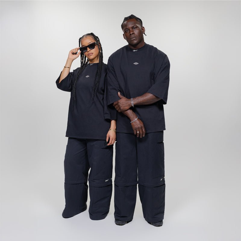 CNK-Reebok-Tobe-Zip-Pants-Tee-Black.jpeg