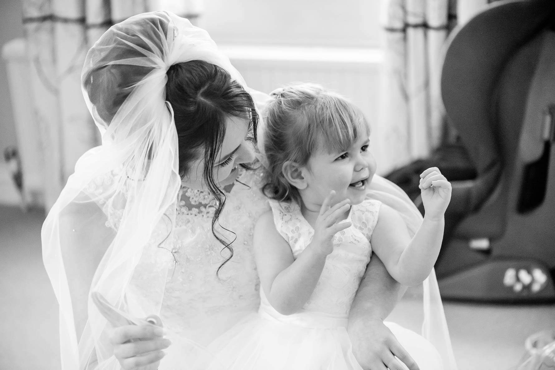 Hadlow Manor Wedding-17.jpg