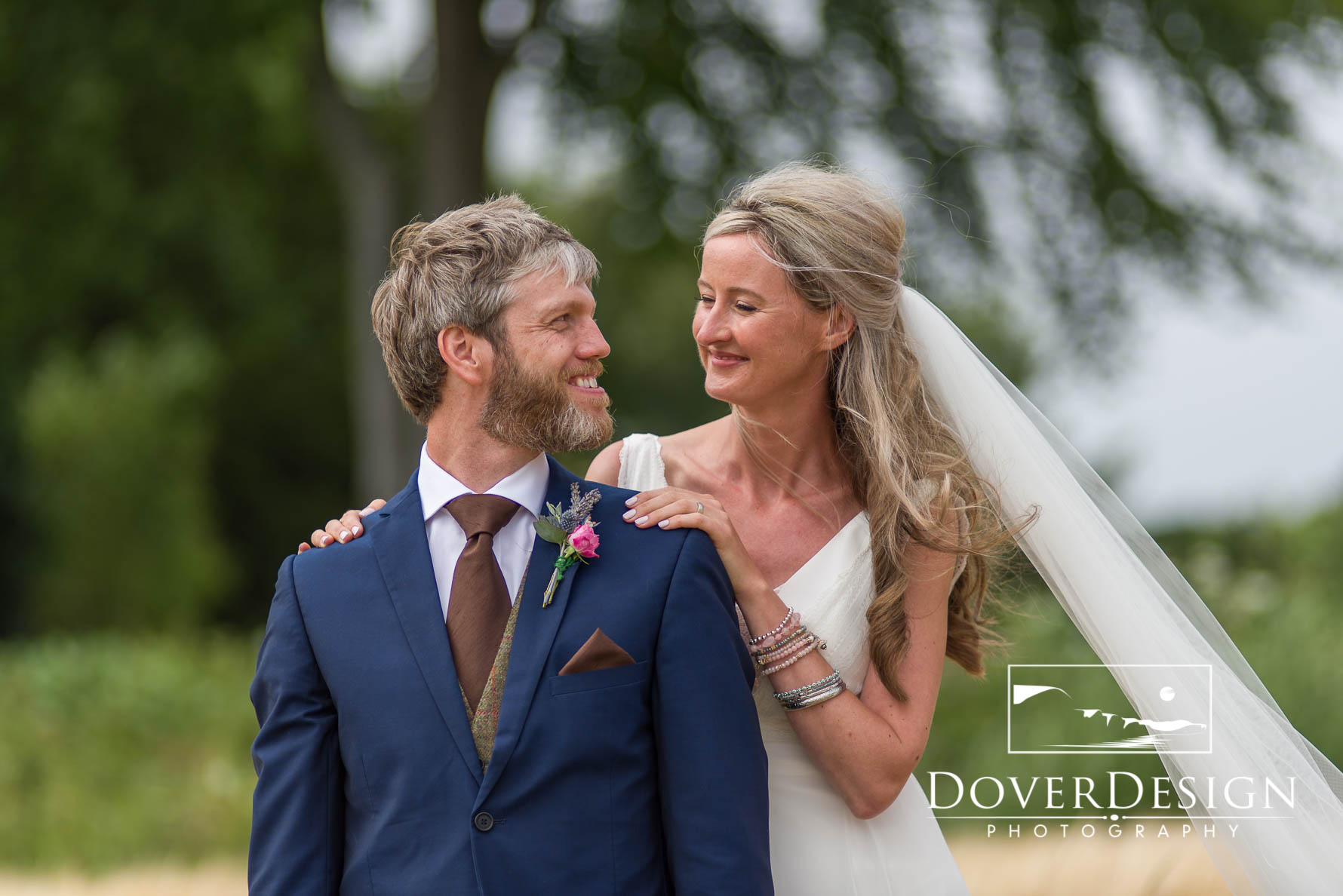 Kentish Wedding-54.jpg