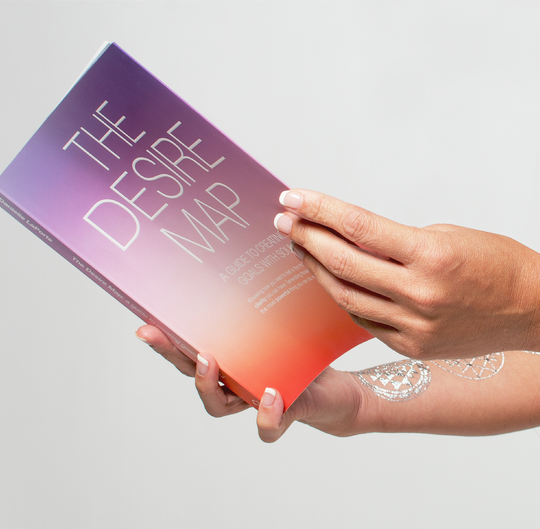 06-12-19-04-33-01_DLP.Shopify.Website2019_DM.Book.Lifestyle._540x.png