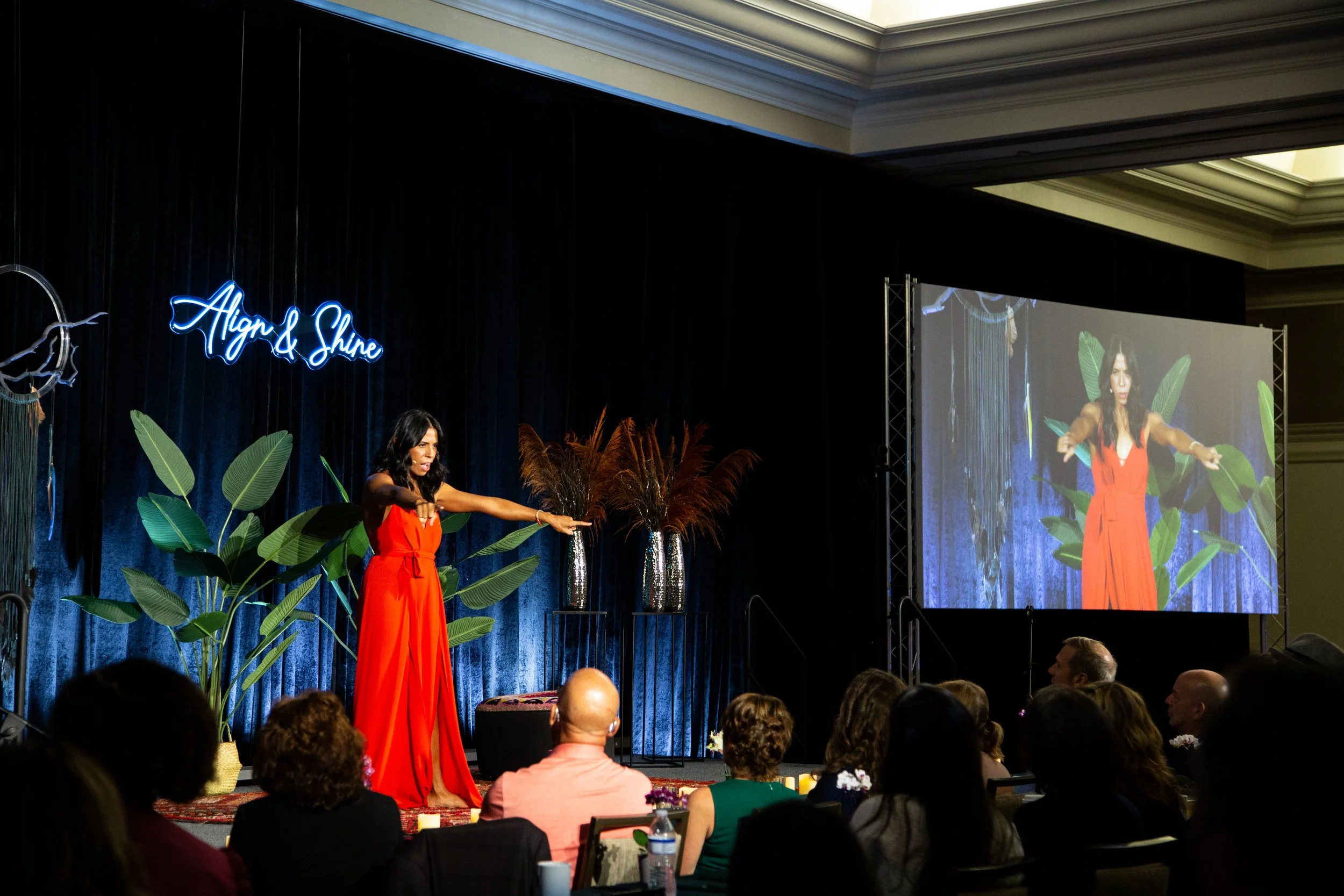 Monica Reyes - Awakening Leaders to their Potential and Power