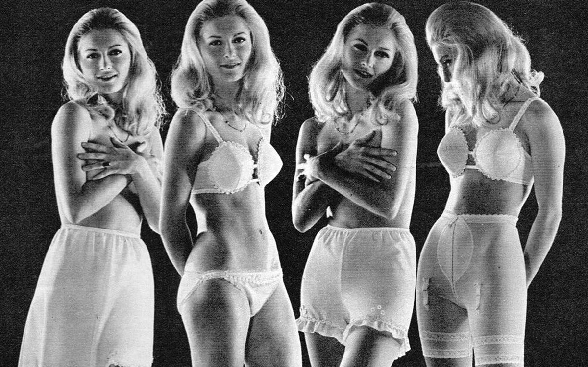 THESE ‘60S UNDIES ADS PROVE THAT SEX HAS BEEN SELLING FOR A WHILE NOW