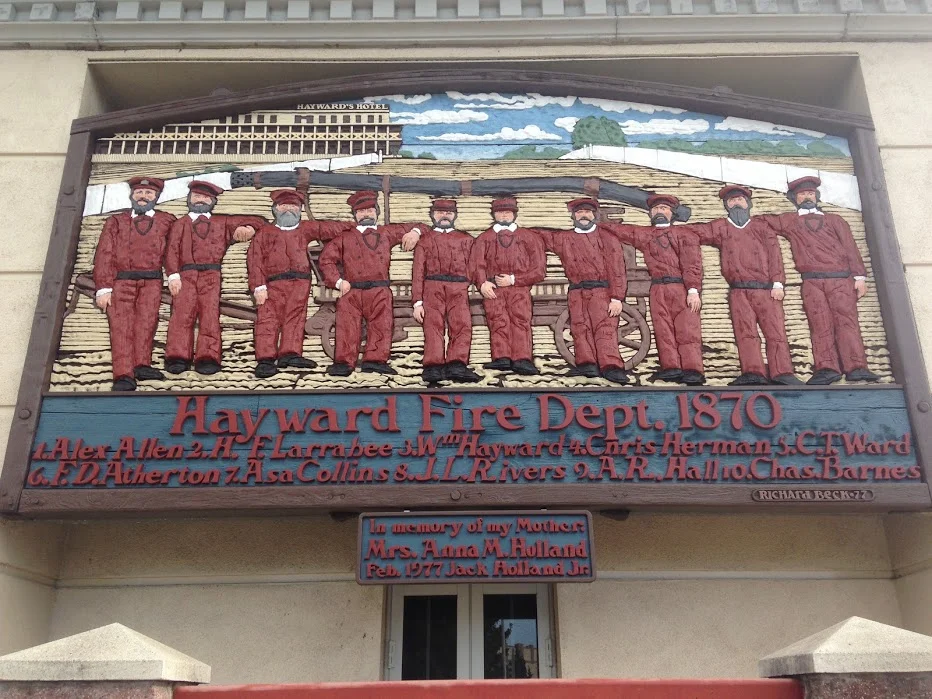 Mural_restoration_HaywardFireDept.JPG