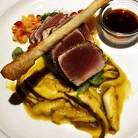 ahi tuna, mang tai, wakame, shitake, mango & bok choi