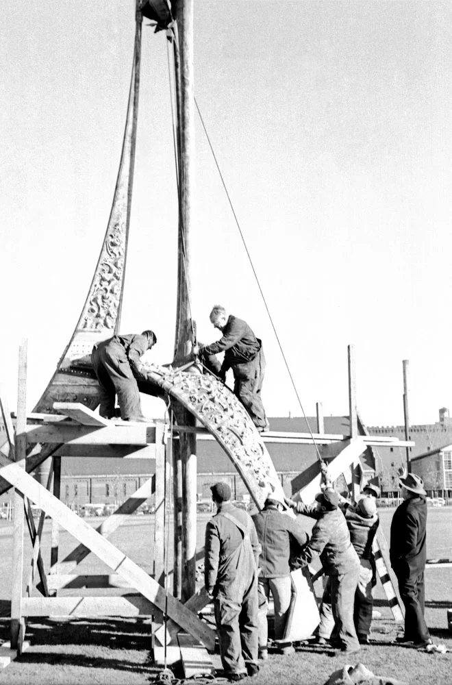 Roszak (right with hat) directing the workmen