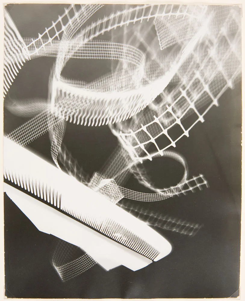 1937-41_Untitled_Photogram_Harvard_2008.jpg