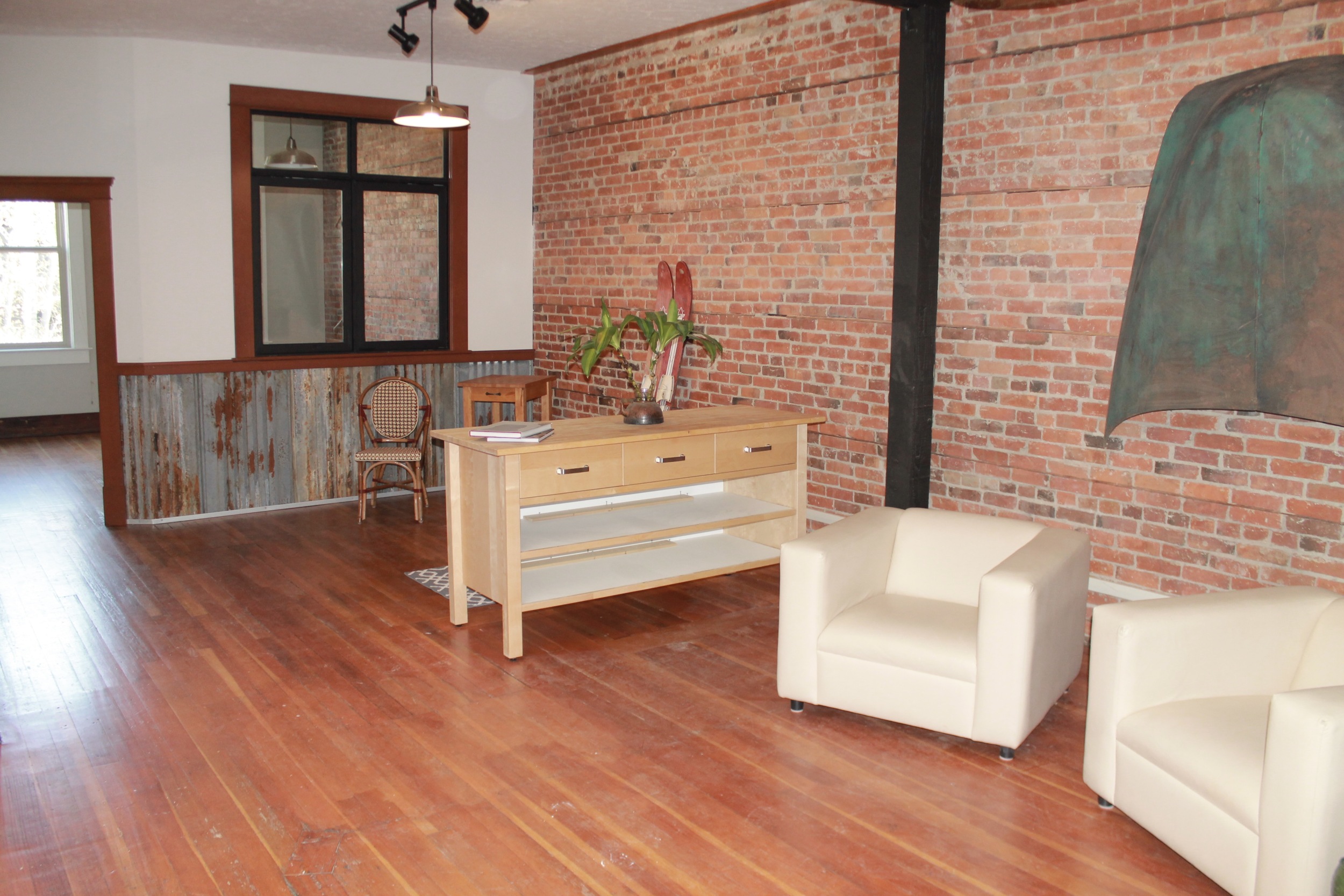 Common Area Lounge