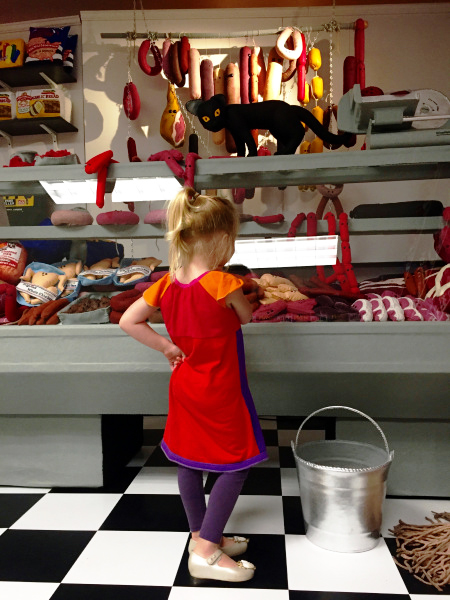 1deli-counter-lucy-sparrow.jpg