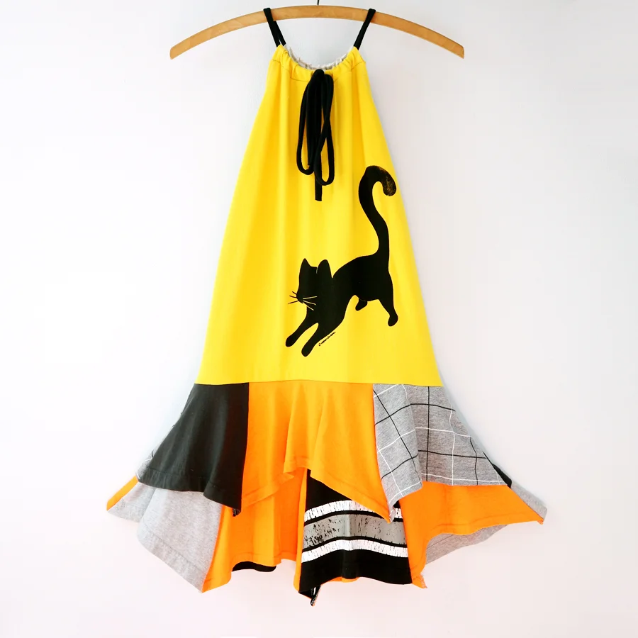 10 gold:cat:lotus:oj:tie.jpg