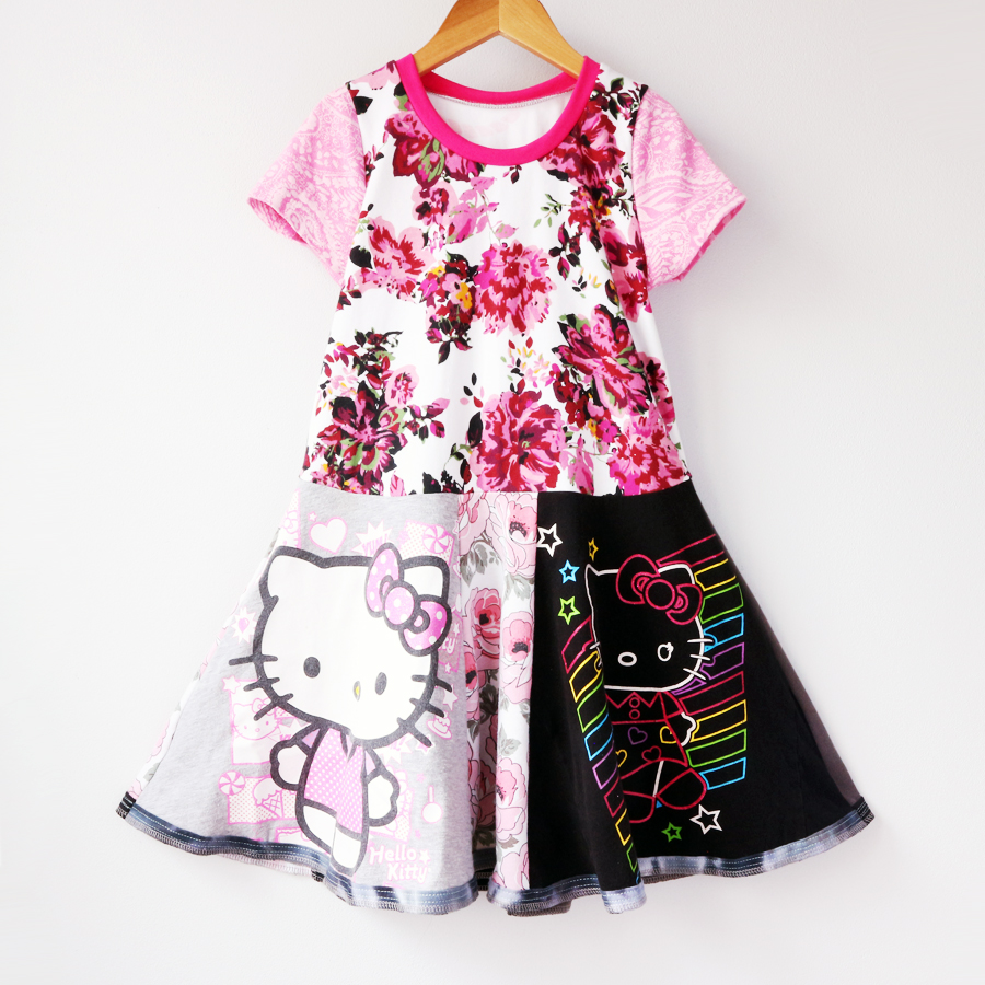 6:7 hello:kitty:pink:floral:ss:twirl.jpg