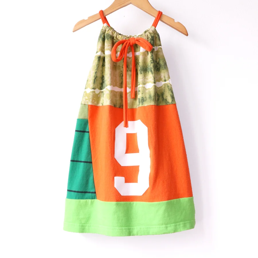 8:10 greens:9:oj:tie:top .jpg