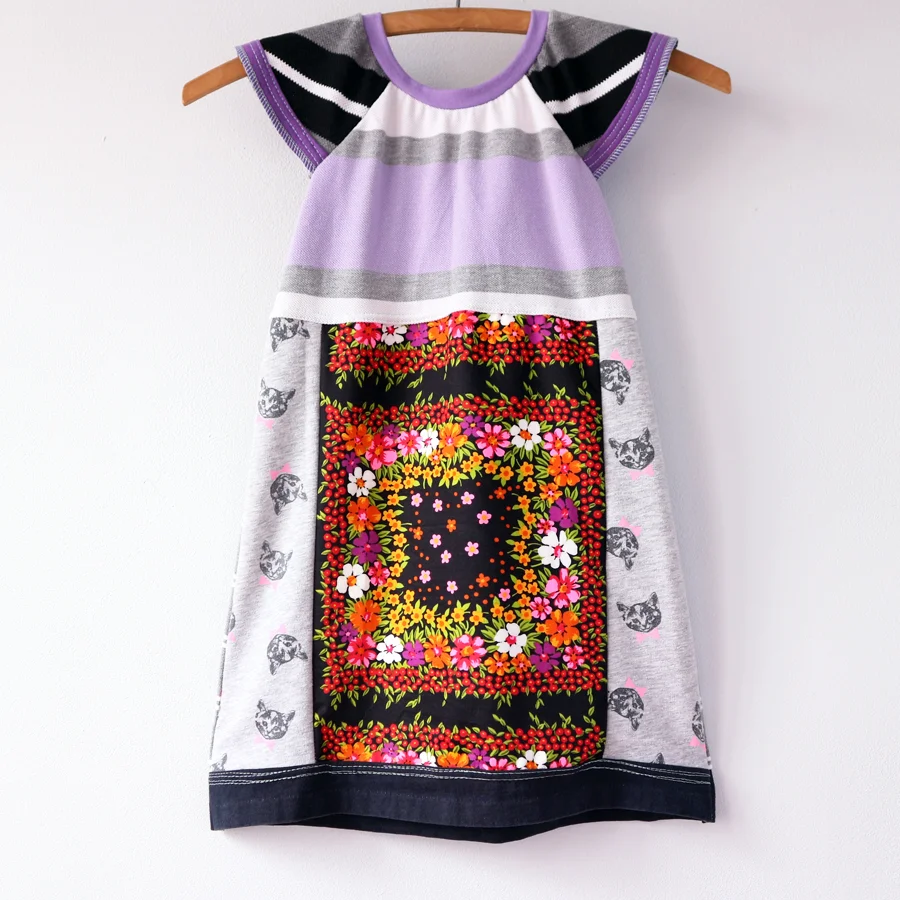 4T vtg:floral:gray:cat:flutter:purple .jpg