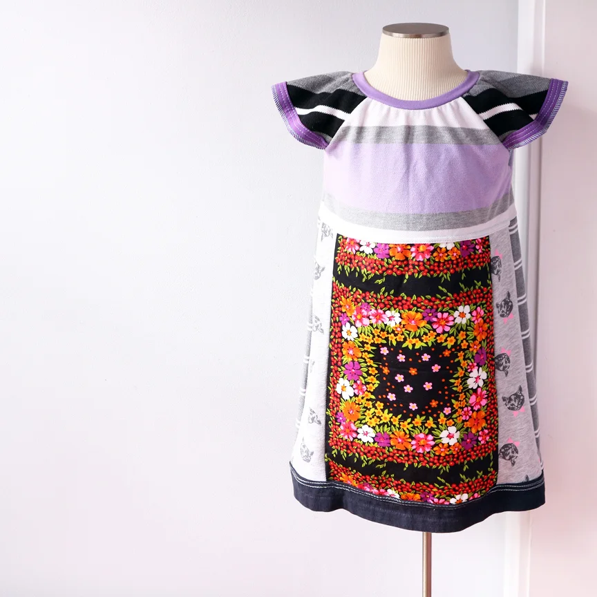 form 4T vtg:floral:gray:cat:flutter:purple.jpg