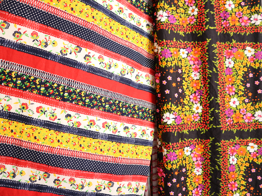 vtg floral fabric 2.jpg