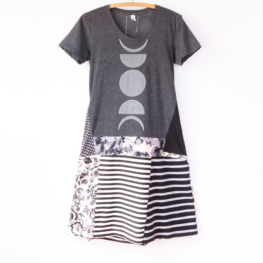 womens short sleeve L moon phases patchwork.jpg