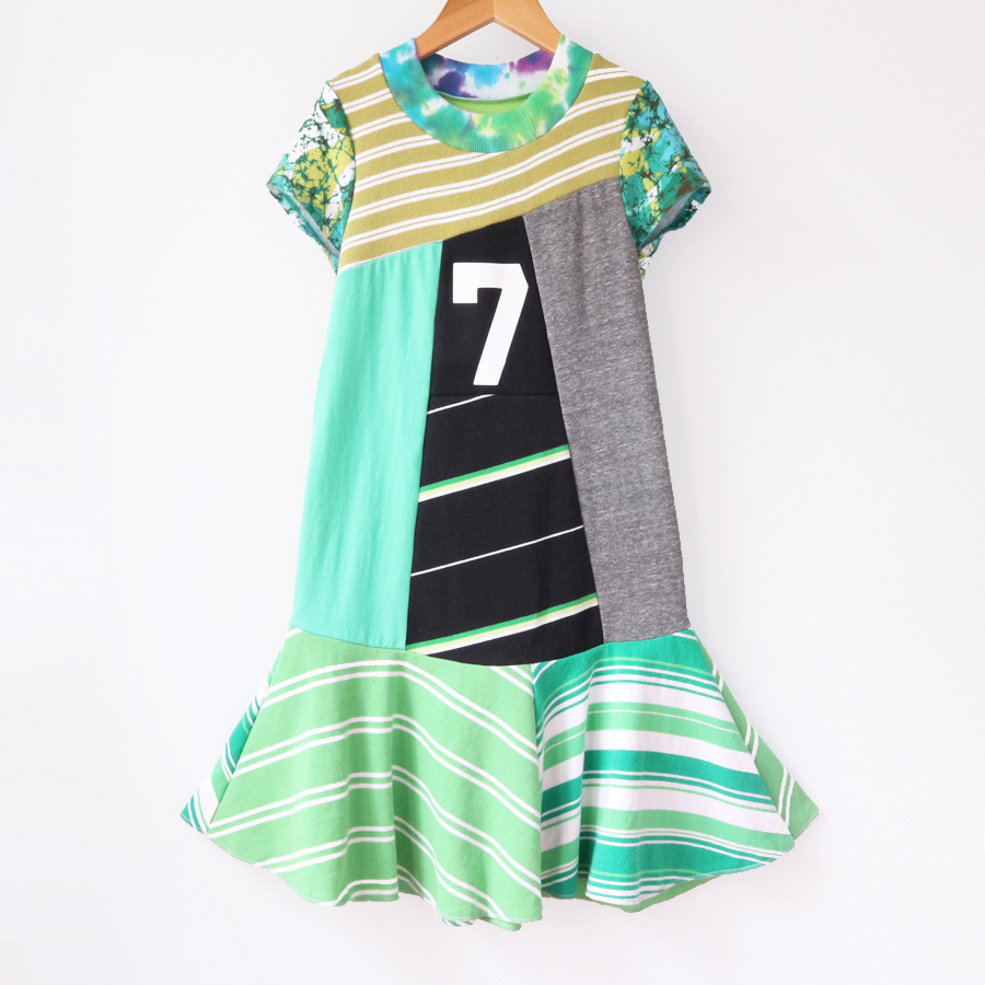 ⅞ greens:stripe:dyed:7:twirl:ss.jpg