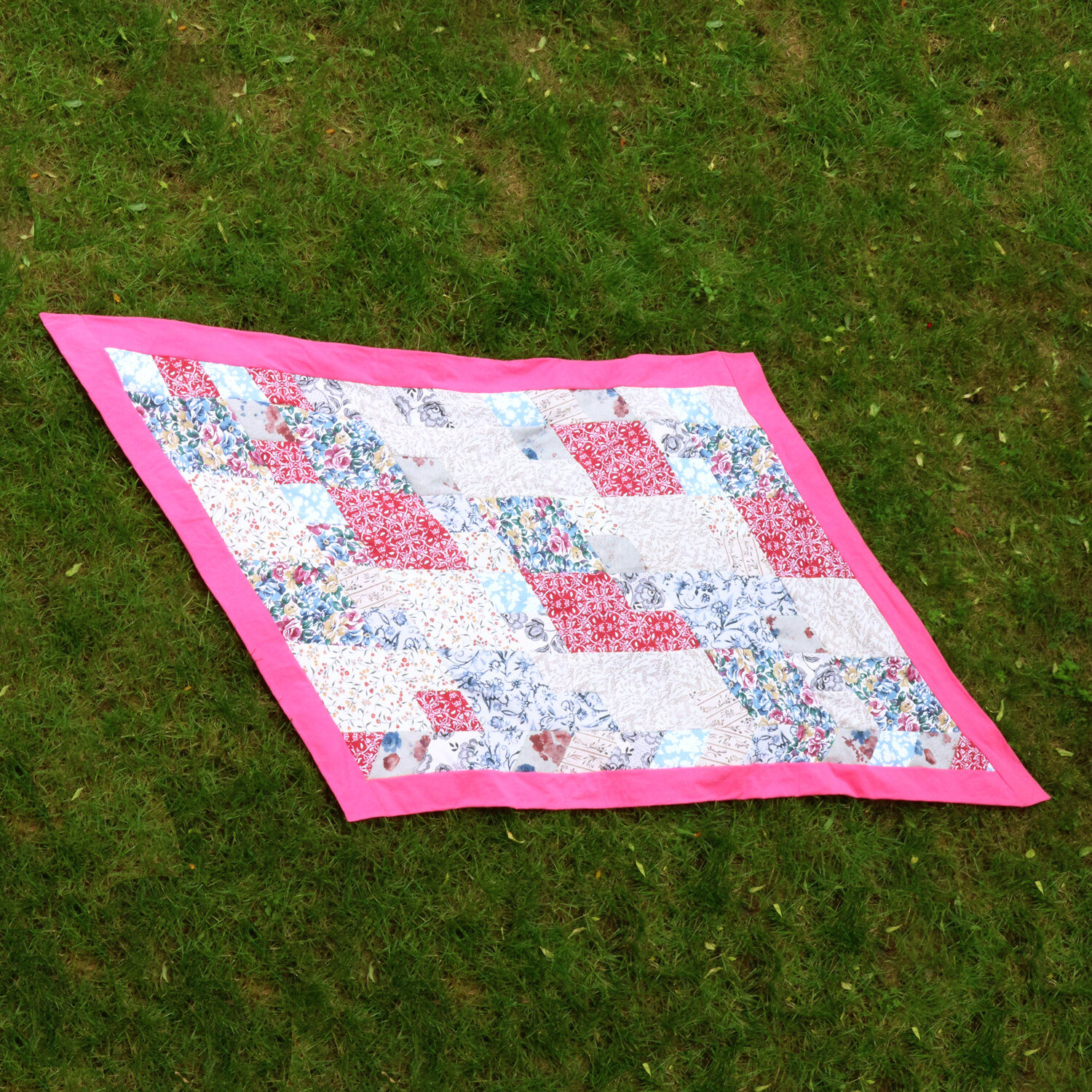 superfloral patchwork rhombus blanket throw IMG_6484.jpg